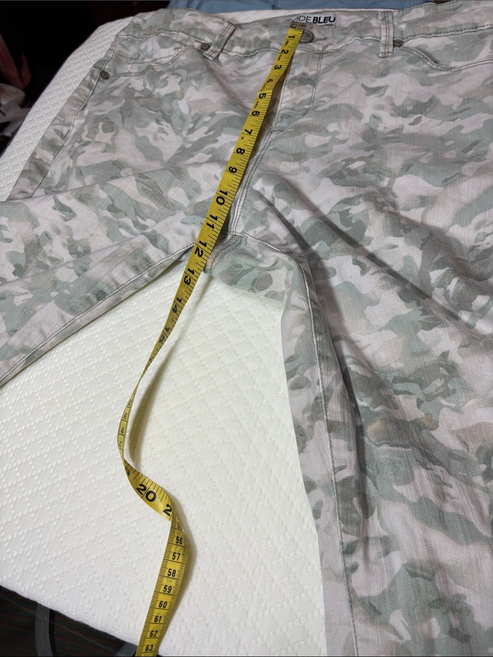 Code Bleu Light Green & Cream Camo Jeans - Picture 11 of 11
